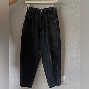 ZARA High Waisted Baggy Jeans. Size 2